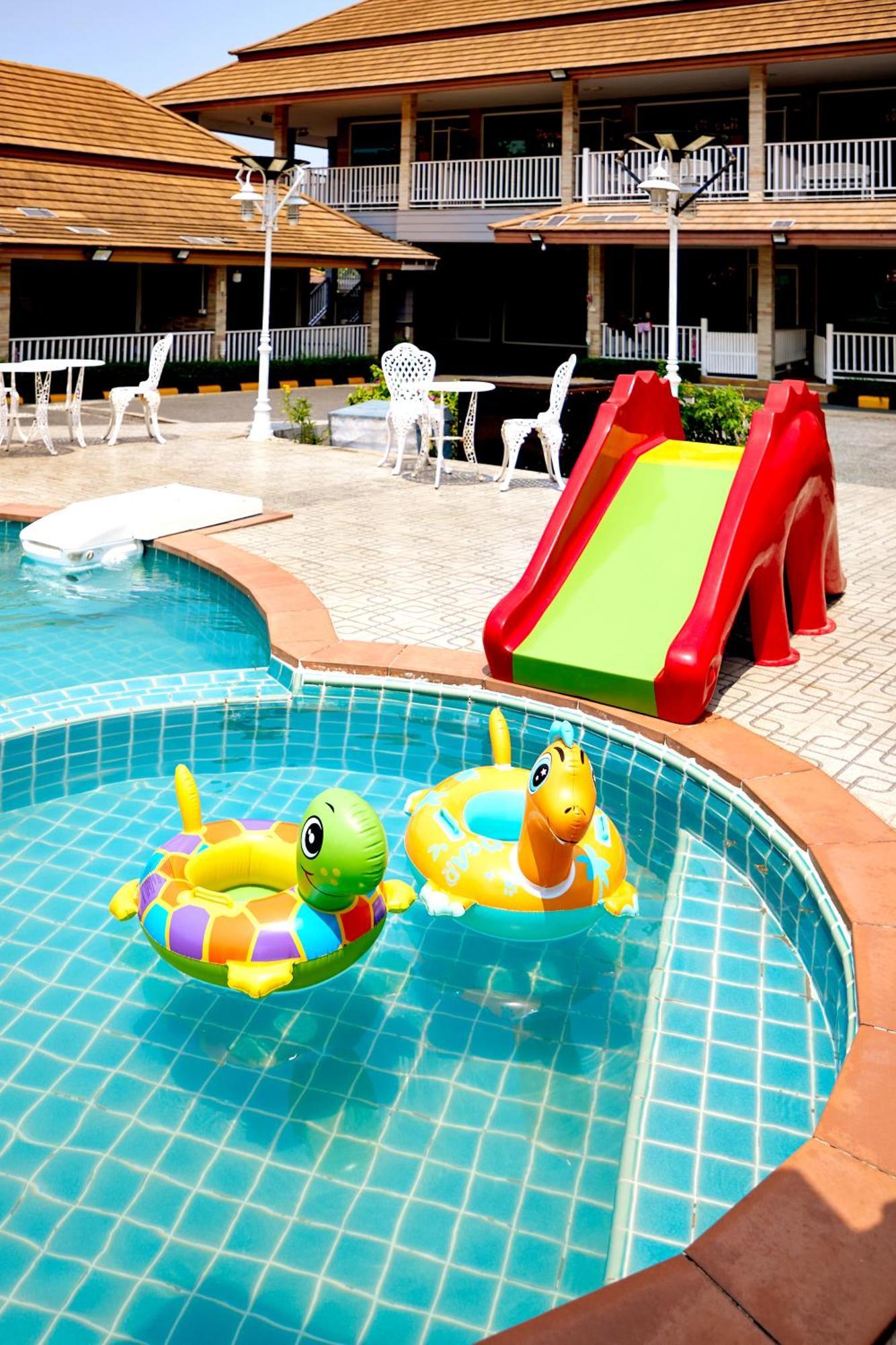 Baan Dara Resort Sara Buri Екстериор снимка